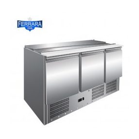 3 ajtós rozsdamentes salátahűtő, 400 literes