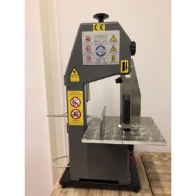 Csontfűrészgép 1550 mm-es fűrészlappal