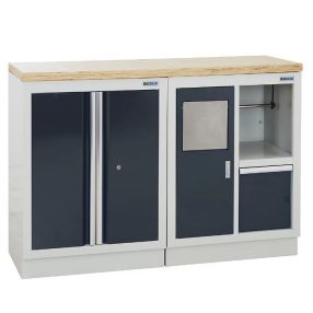Munkapad 1 szekrény, 1 takarítószer-tároló szekrény